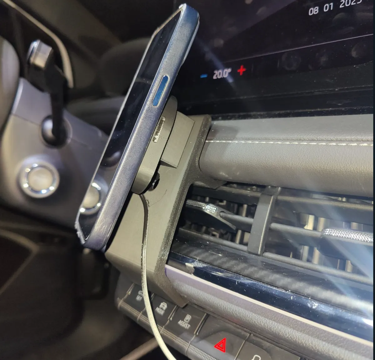 Skoda Enyaq Phone Mount, photo 3 of 4 - Skoda Enyaq Phone Mount Mobile & Device Accessories