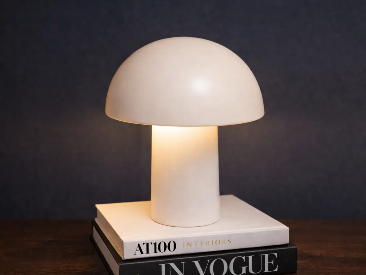 Minimal Mushroom Lamp