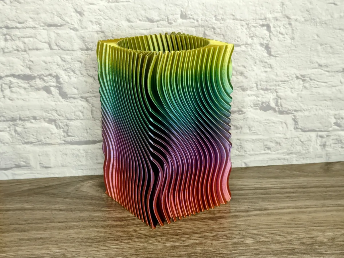 Pencil Cup: Ribbed Cube Spiral (Vase mode !), photo 4 of 4 - Pencil Cup: Ribbed Cube Spiral (Vase mode !) Desk & Office