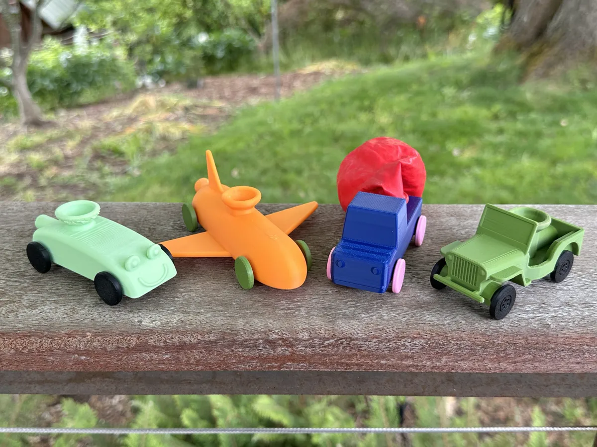 Balloon Car - Air Powered Toy, photo 2 of 4 - Balloon Car - Air Powered Toy Gifts & Occasions