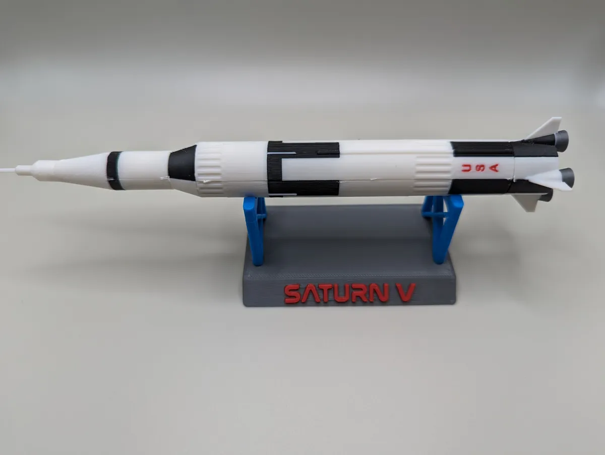 Stand for NASA Saturn V Kit Card