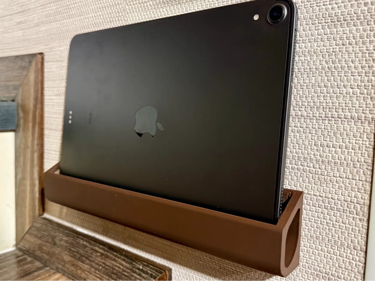 Wall Shelf for Tablet / Notebook | Organizer