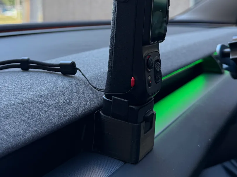Insta360 Luna Ultra Vent Mount for Tesla Model 3 - GoPro & Action Camera Mounts, in stock