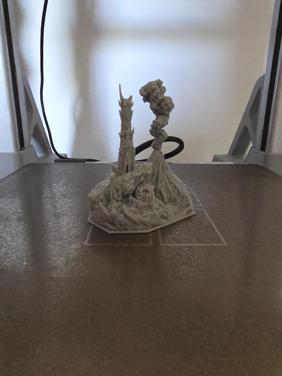 Barad-dûr & Mount Doom, Land of Mordor, photo 3 of 4 - Barad-dûr & Mount Doom, Land of Mordor Miniatures