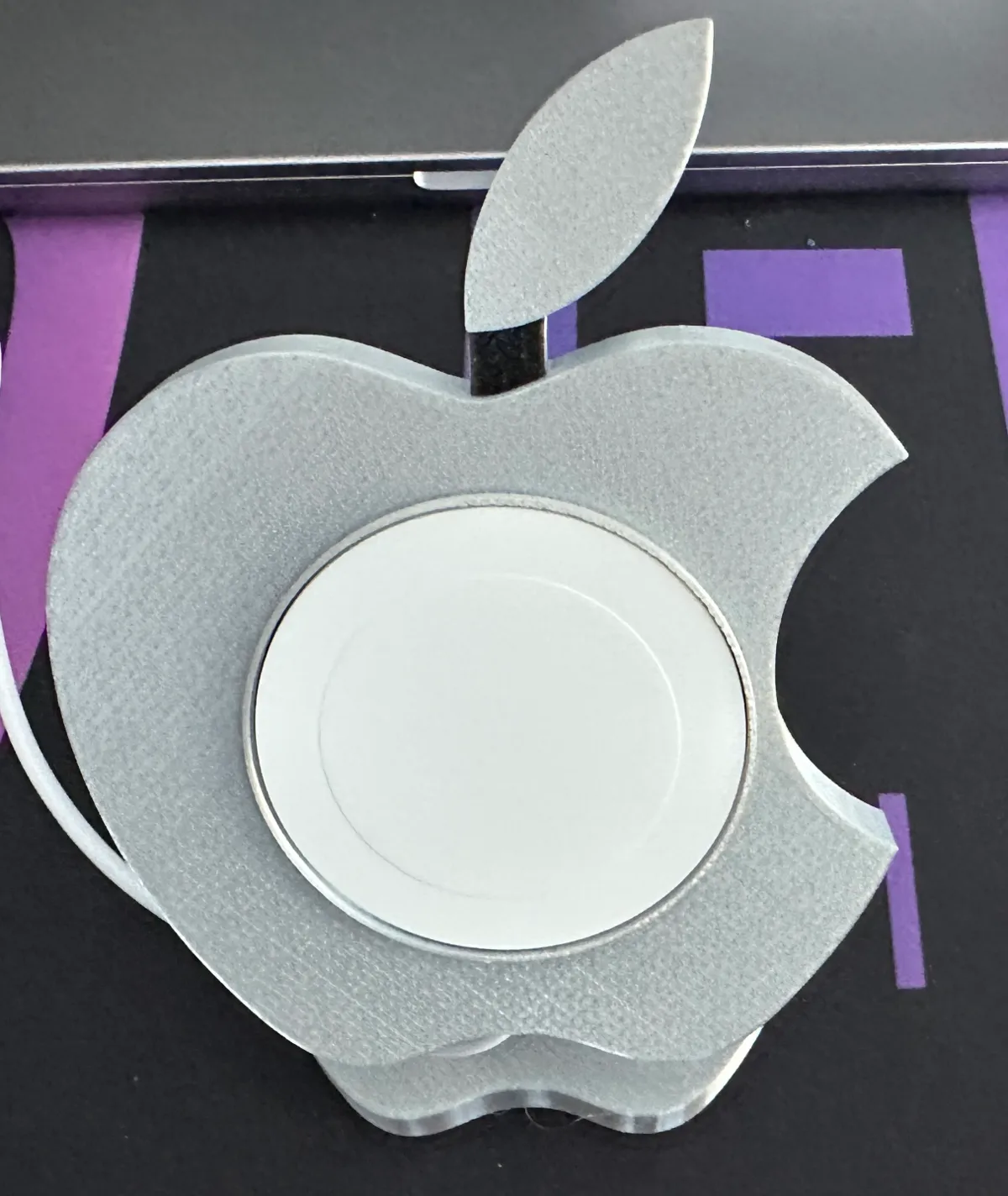 MagSafe Apple(like) Charger Station with Stand, photo 2 of 4 - MagSafe Apple(like) Charger Station with Stand Tools