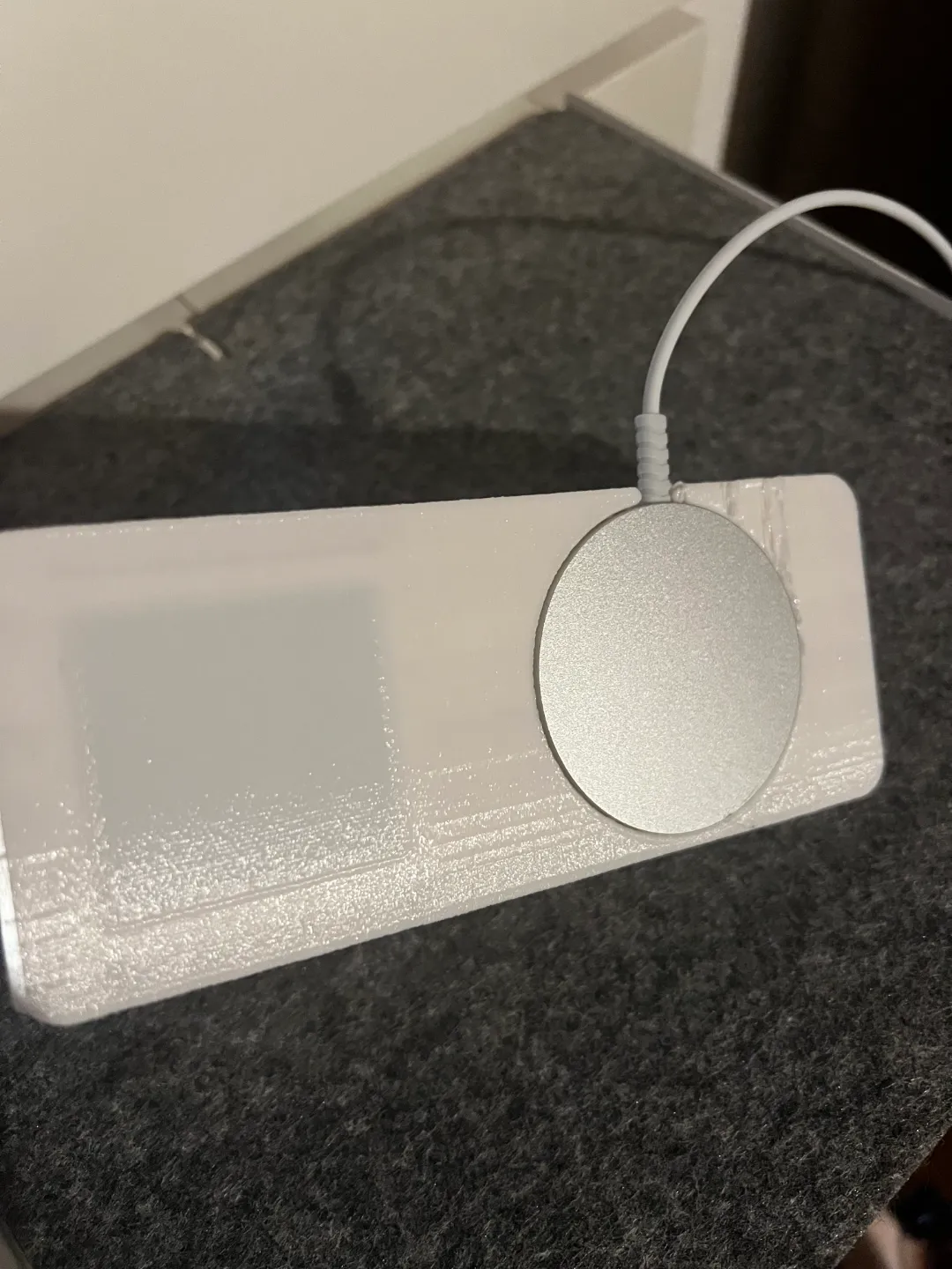 Nightstand for Phone and watch (magsafe), photo 2 of 4 - Nightstand for Phone and watch (magsafe) Household