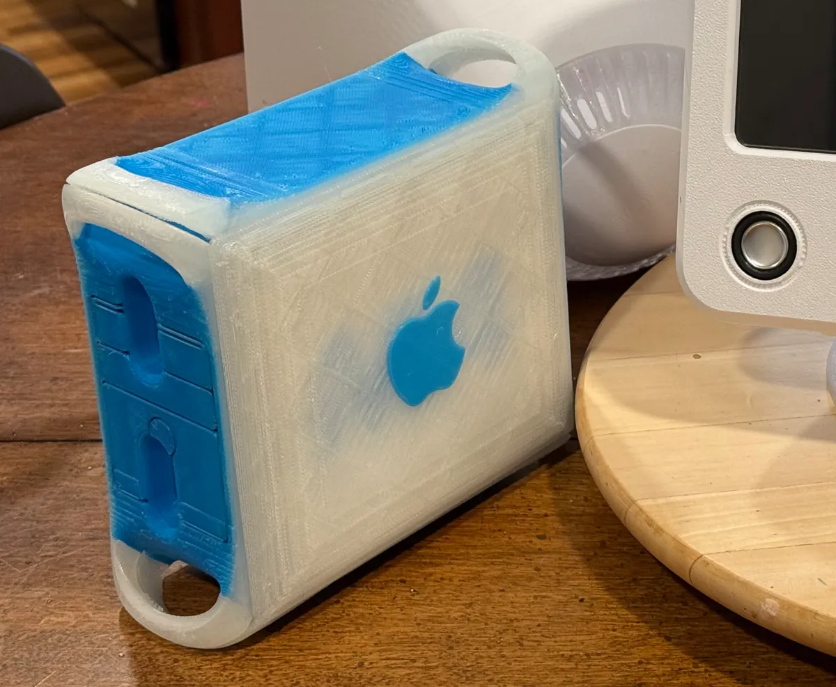 PowerMac G3 Mini for M4 Mac mini, photo 2 of 4 - PowerMac G3 Mini for M4 Mac mini Hobby & DIY