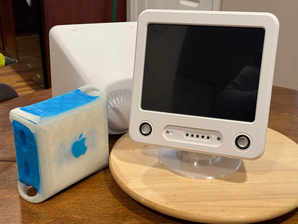 PowerMac G3 Mini for M4 Mac mini, photo 3 of 4 - PowerMac G3 Mini for M4 Mac mini Hobby & DIY