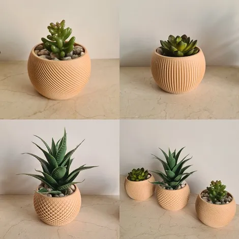 3 little planters