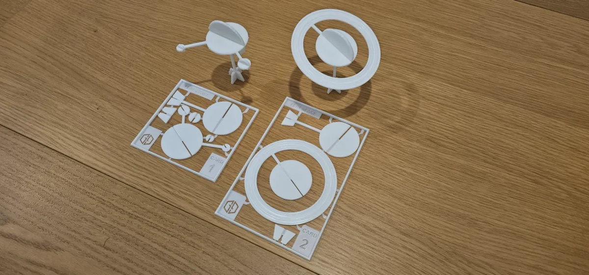 Planet with Rings - Flat Space 2 - Kit Card, photo 3 of 4 - Planet with Rings - Flat Space 2 - Kit Card Learning & STEM