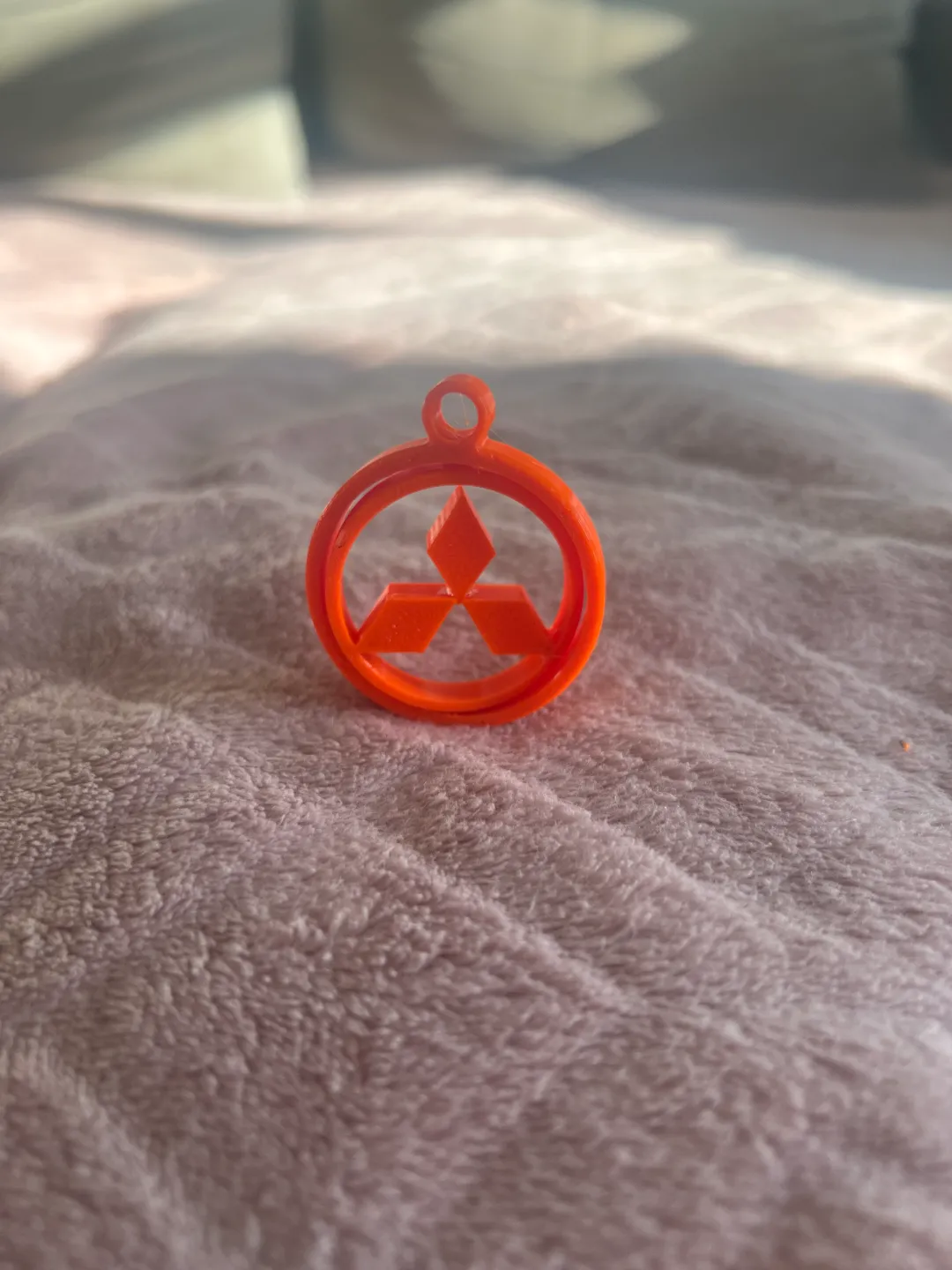 Mitsubishi keychain, photo 2 of 3 - Mitsubishi keychain Hobby & DIY