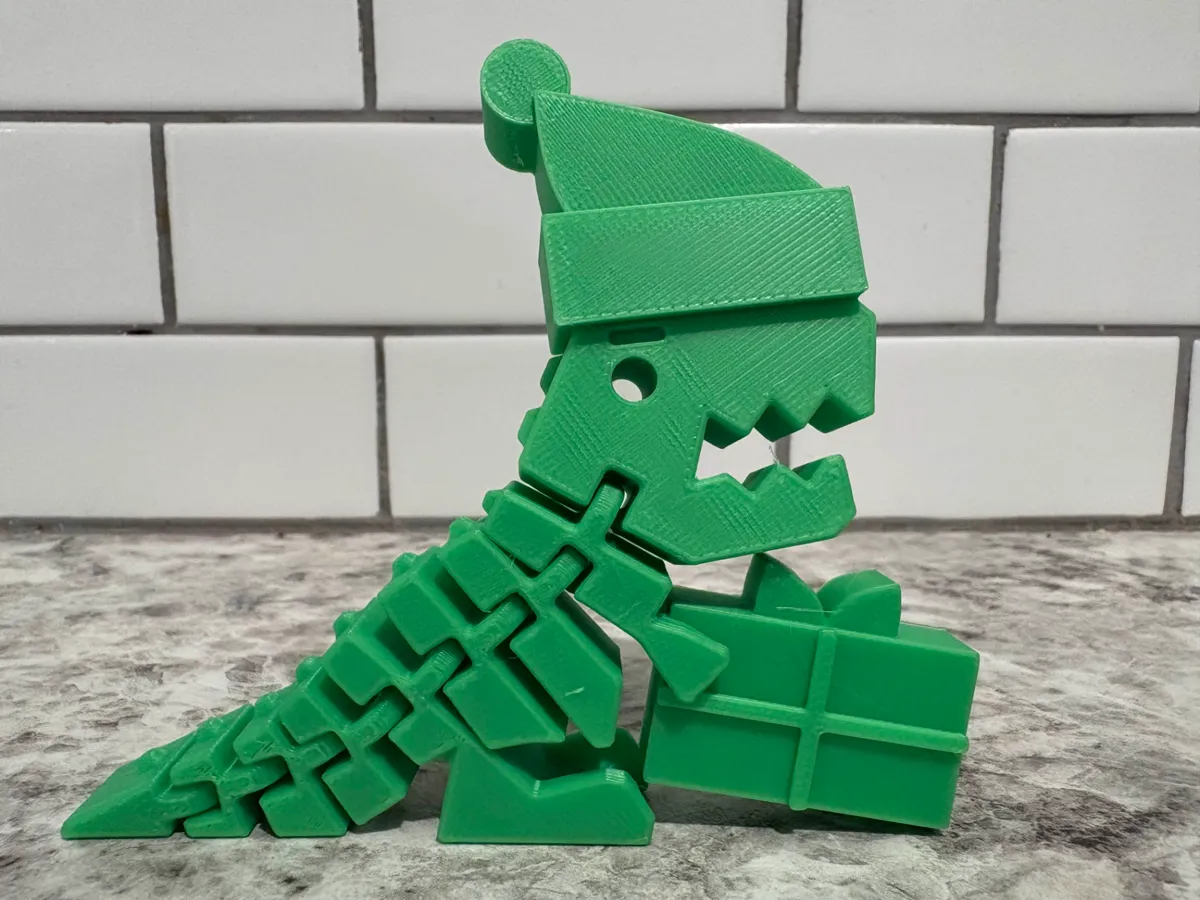 Flexi Dino Christmas! Santa hat and present, photo 2 of 2 - Flexi Dino Christmas! Santa hat and present Miniatures