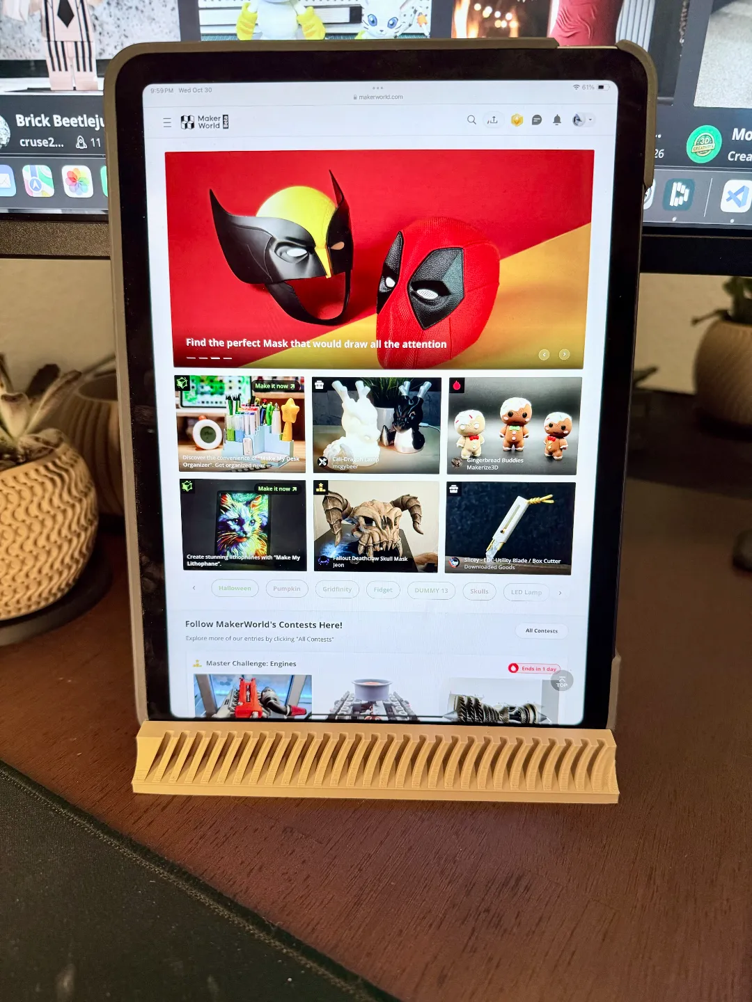 15° Tablet Stand - Modern + Functional Design, photo 3 of 4 - 15° Tablet Stand - Modern + Functional Design Household