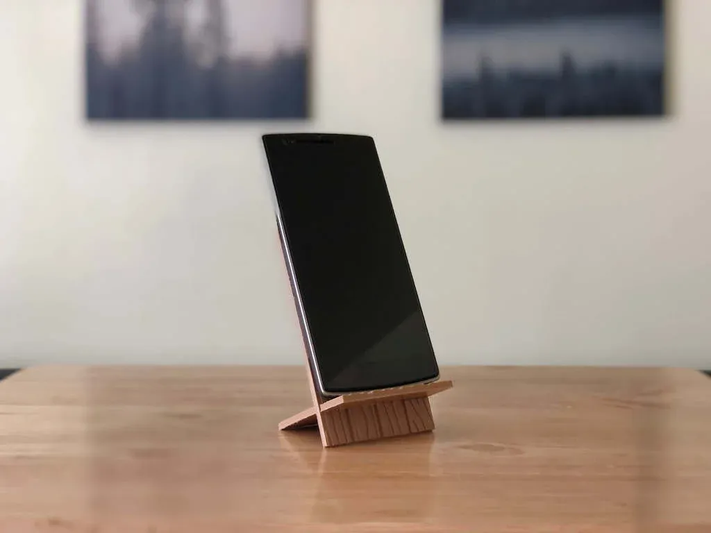Simple Wood Look Phone Stand, photo 2 of 4 - Simple Wood Look Phone Stand Mobile & Device Accessories