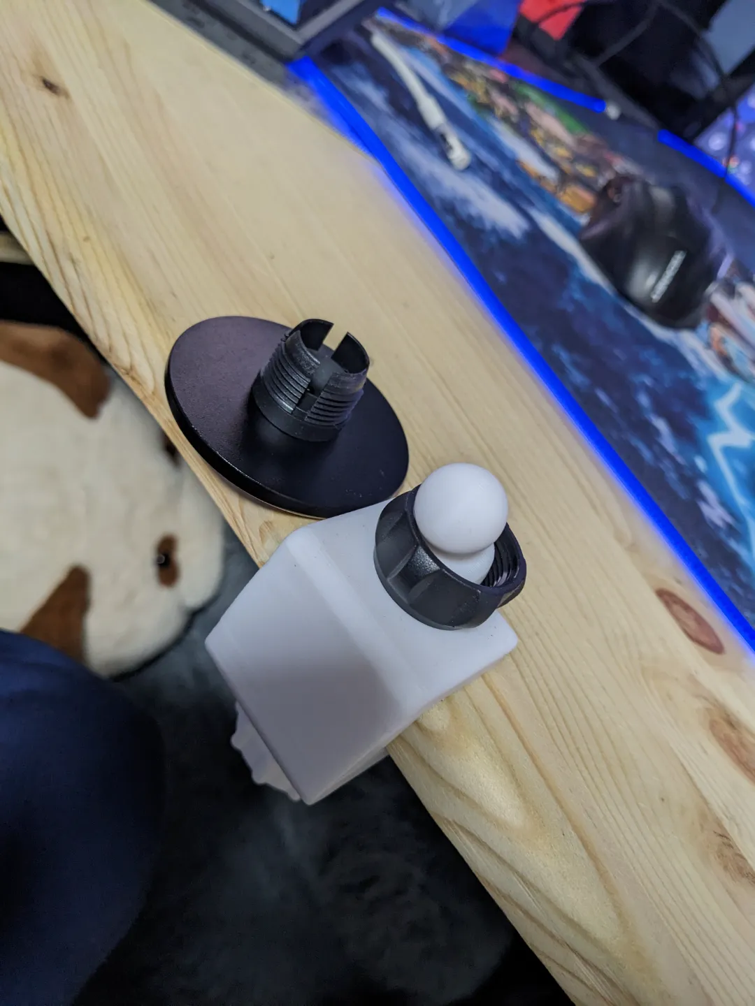 16mm Ball Joint MagSafe Desk Clamp, photo 4 of 4 - 16mm Ball Joint MagSafe Desk Clamp Desk & Office