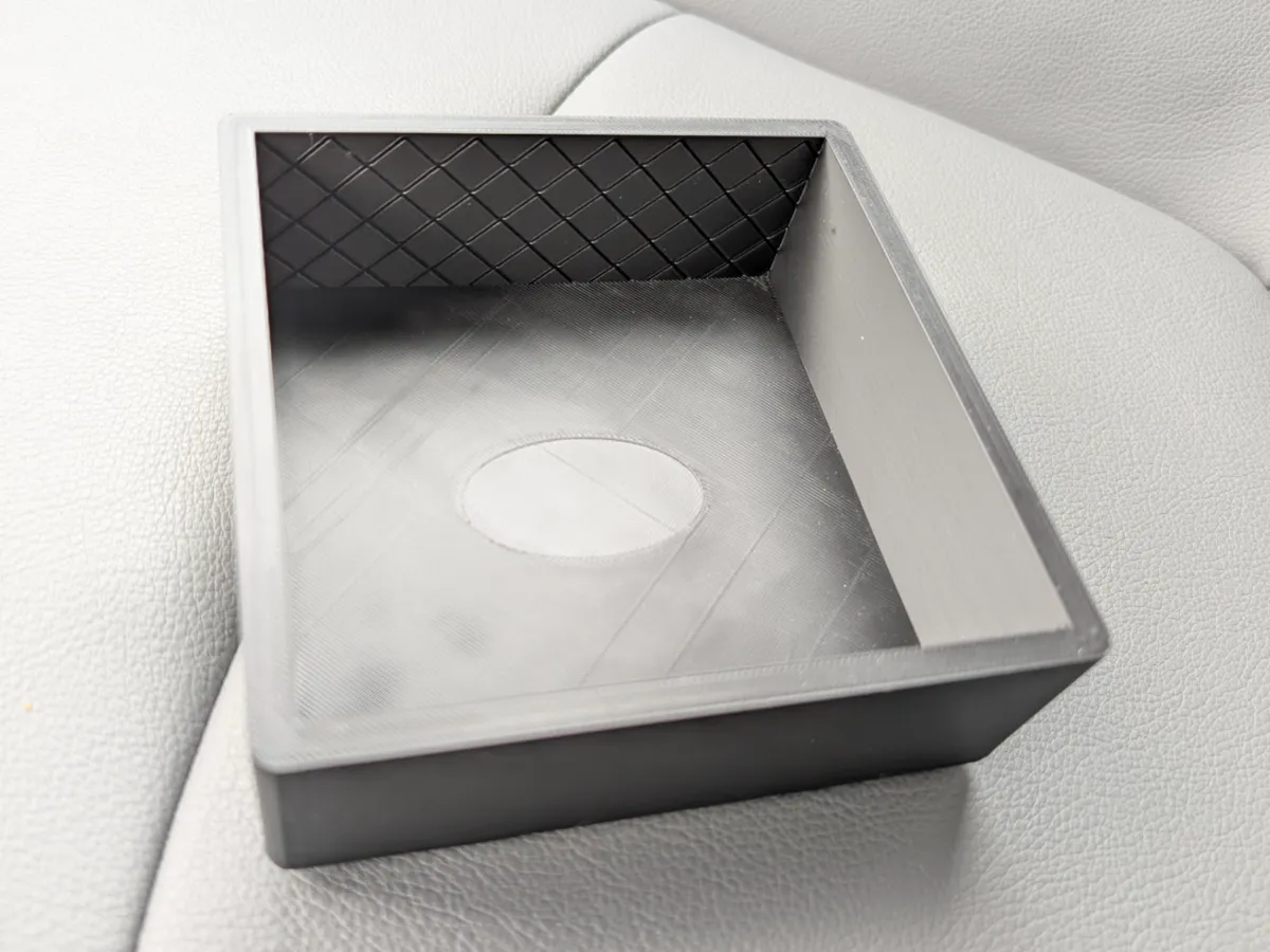 Minimalist Gridfinity Tissue Box Grip Holder