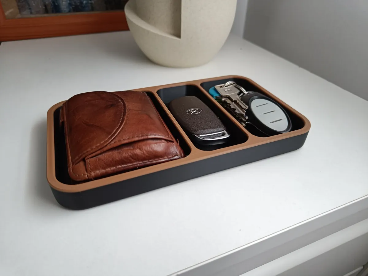 Elegant Valet tray for keys and wallet, photo 3 of 4 - Elegant Valet tray for keys and wallet Jewellery & Accessories