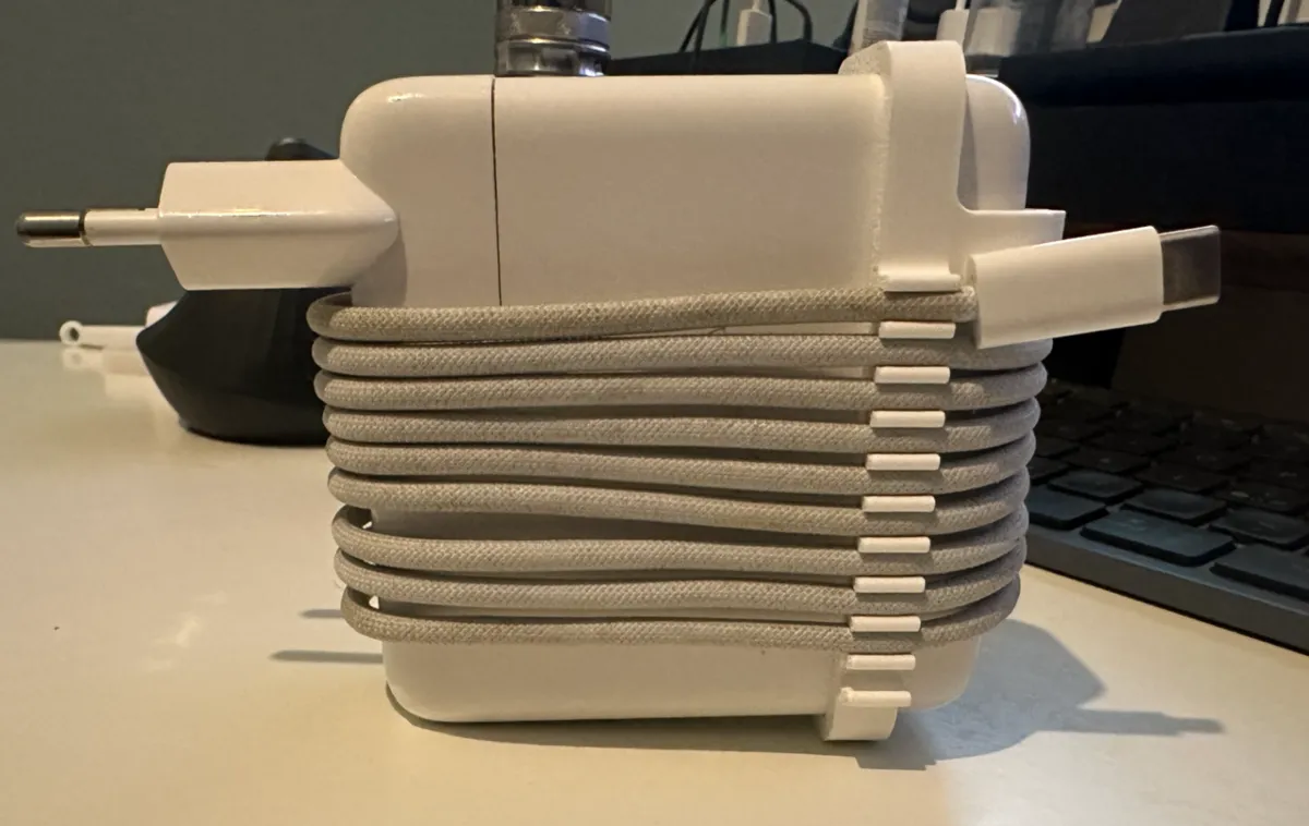MacBook 96W Charger Cable Organizer