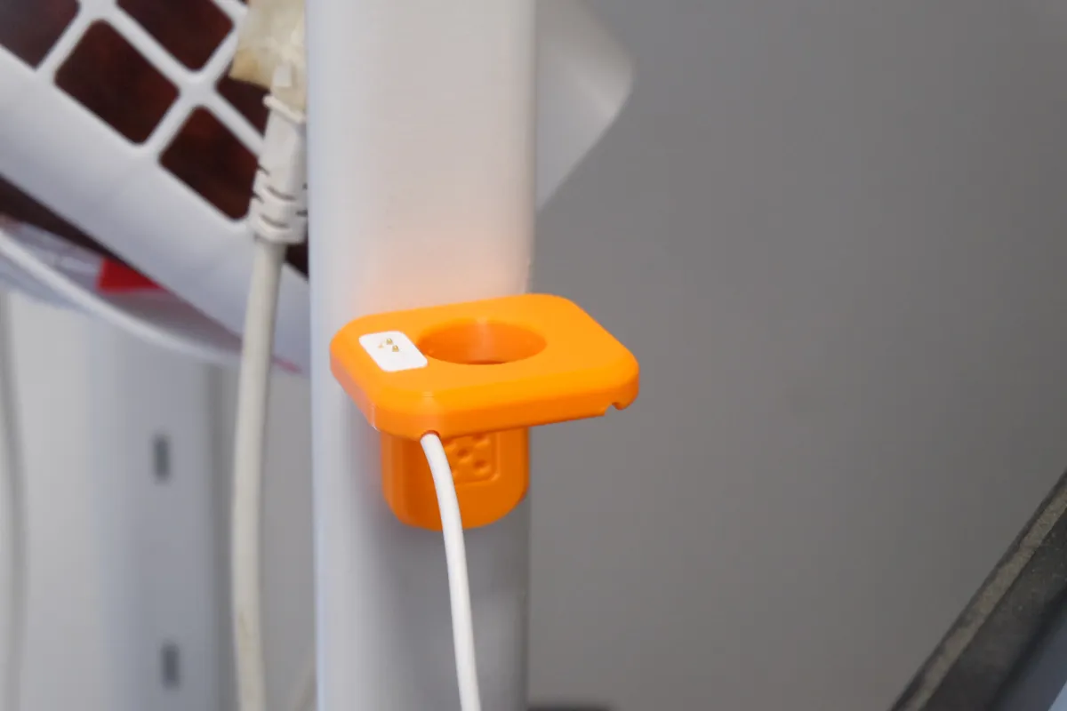 Xiaomi Mi Band Redmi Watch Wall Charging Dock, photo 2 of 4 - Xiaomi Mi Band Redmi Watch Wall Charging Dock Tools