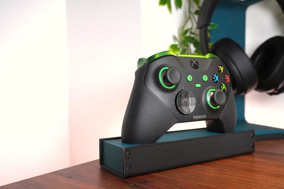 Controller Stands by Foxwood, photo 3 of 4 - Controller Stands by Foxwood Gaming Accessories