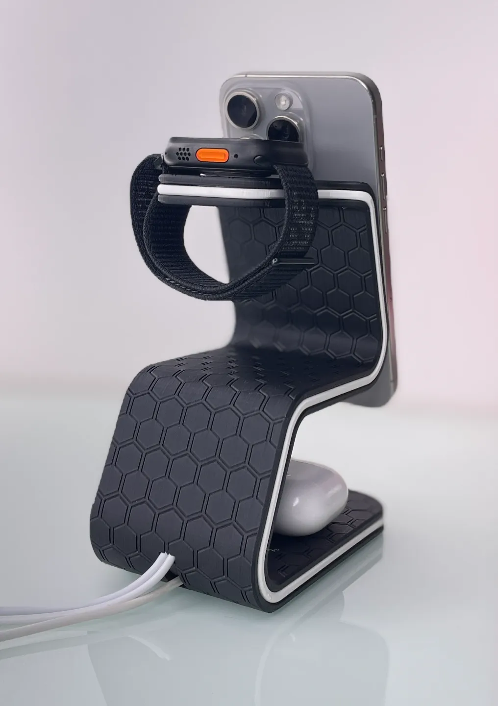 Apple MagSafe 3-in-1 Charging Stand, photo 4 of 4 - Apple MagSafe 3-in-1 Charging Stand Mobile & Device Accessories