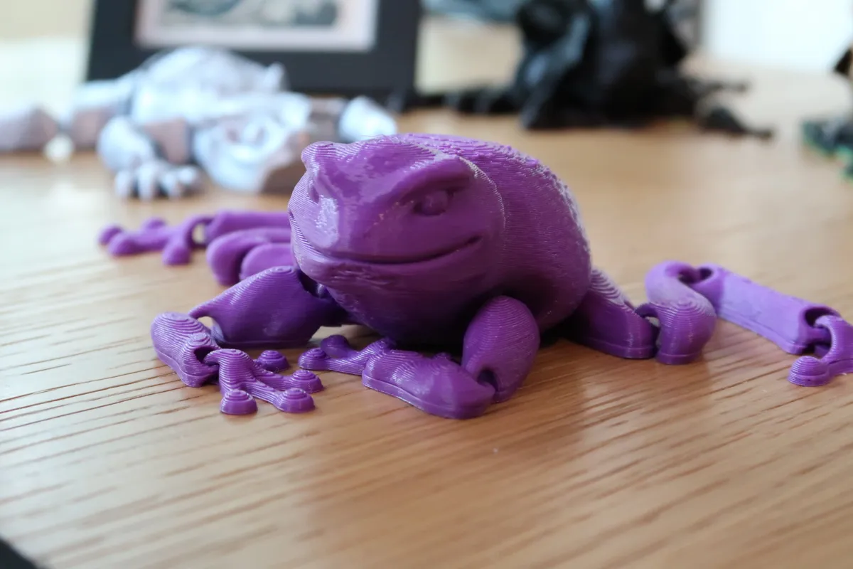 Flexi Toad - Sculptures, in stock in India