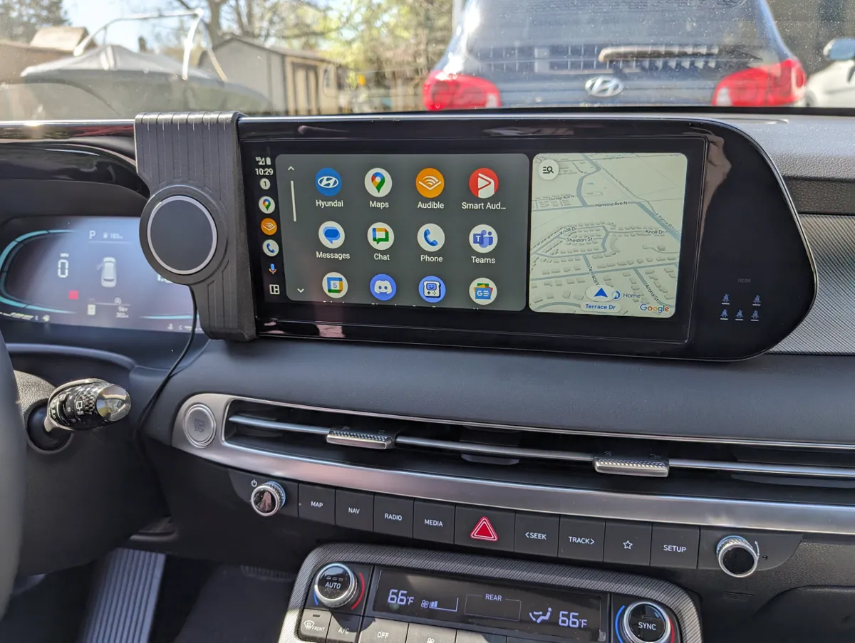 Hyundai Palisade Dash Phone Mount - Vehicles, in stock in India