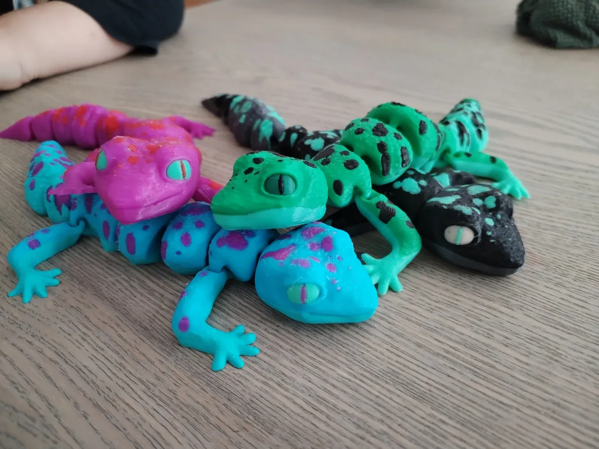 Flexi Leopard Gecko, photo 3 of 4 - Flexi Leopard Gecko Fidget & Sensory Toys