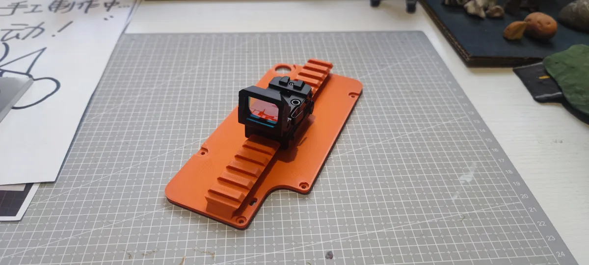 CMF Phone case with Picatinny rail, photo 4 of 4 - CMF Phone case with Picatinny rail Hobby & DIY