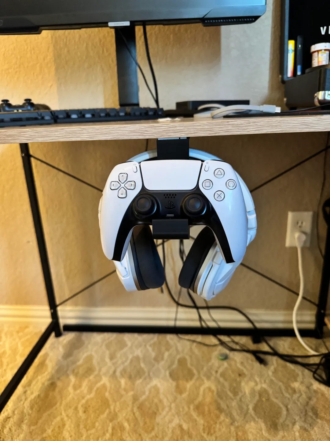 Ps5 Controller Mount, photo 3 of 4 - Ps5 Controller Mount Gaming Accessories