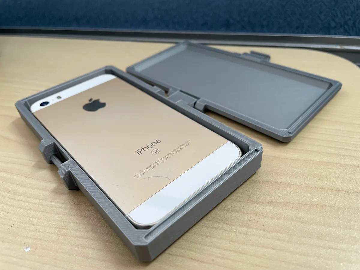 case for Iphone SE ||126x60 mm - Office, in stock in India