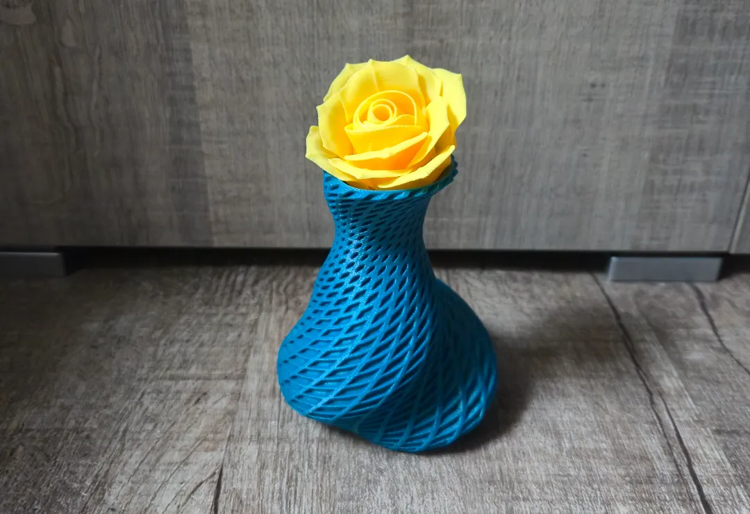 Vase spiral decor flowers - Decor, in stock in India