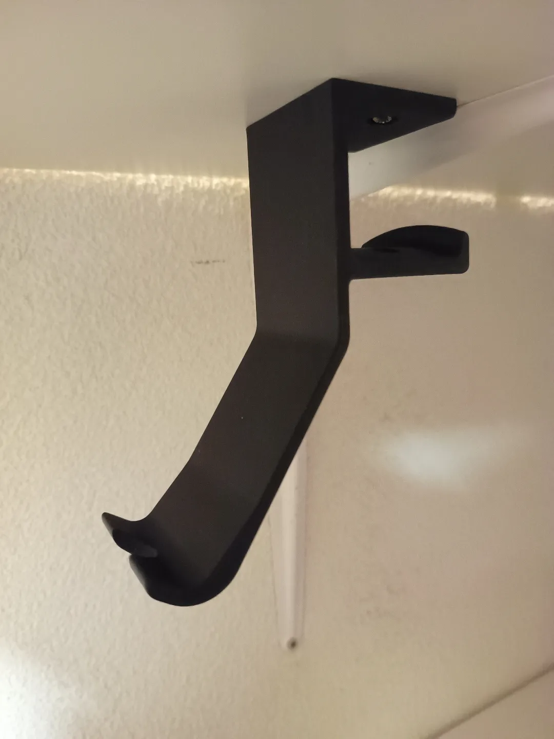 PS5 Controller & Headset Hanger/Holder with cutout, photo 3 of 3 - PS5 Controller & Headset Hanger/Holder with cutout Tools