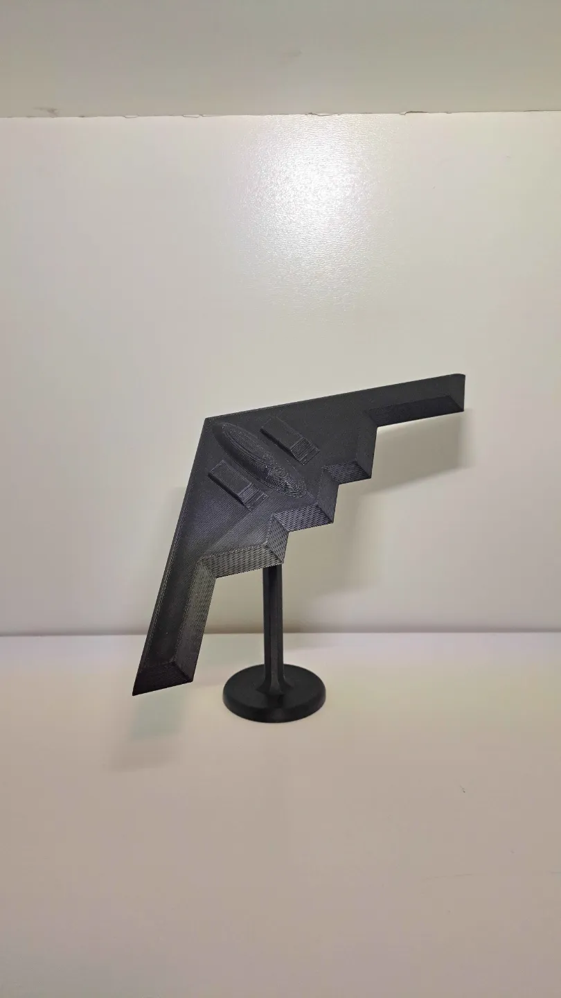 Northrop B-2 Spirit Bomber, photo 3 of 4 - Northrop B-2 Spirit Bomber Hobby & DIY