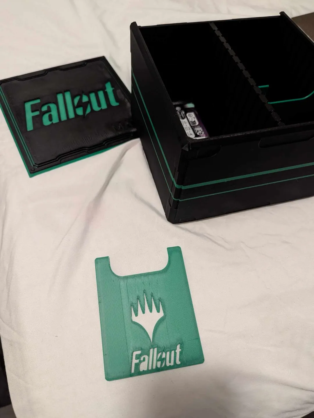 Fall out MTG card box, photo 3 of 4 - Fall out MTG card box Toys & Games