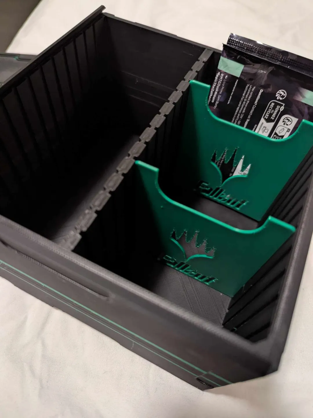 Fall out MTG card box, photo 4 of 4 - Fall out MTG card box Toys & Games