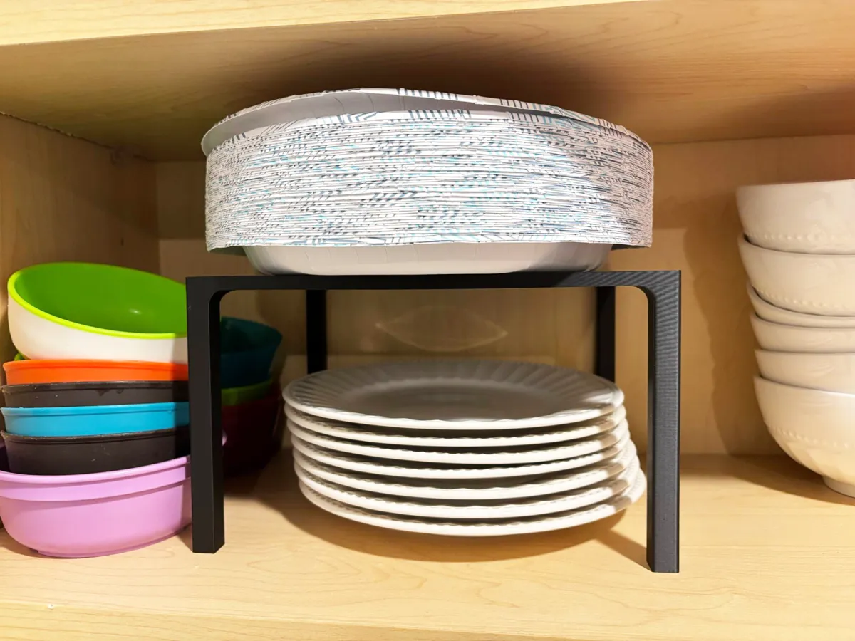 Cabinet shelf