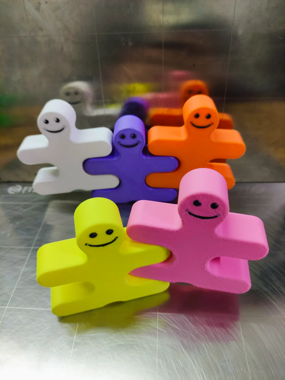 Stacking figurines