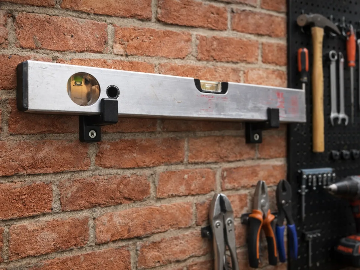 Spirit Level Holder