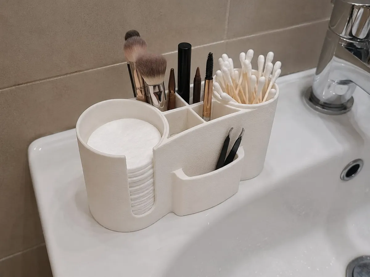 bathroom makeup organizer