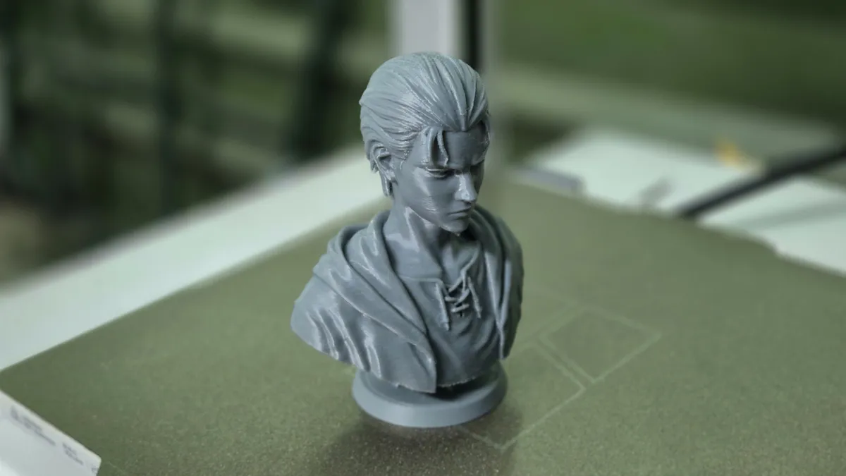 Eren Yeager Bust, photo 4 of 4 - Eren Yeager Bust Art
