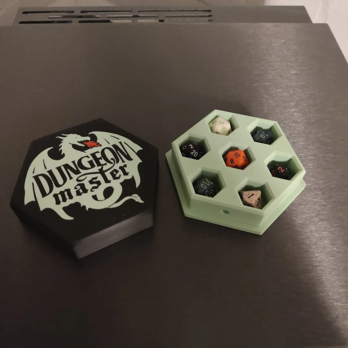 Hex DiceDox with different lids "Dungeon Master", photo 2 of 4 - Hex DiceDox with different lids "Dungeon Master" Toys & Games