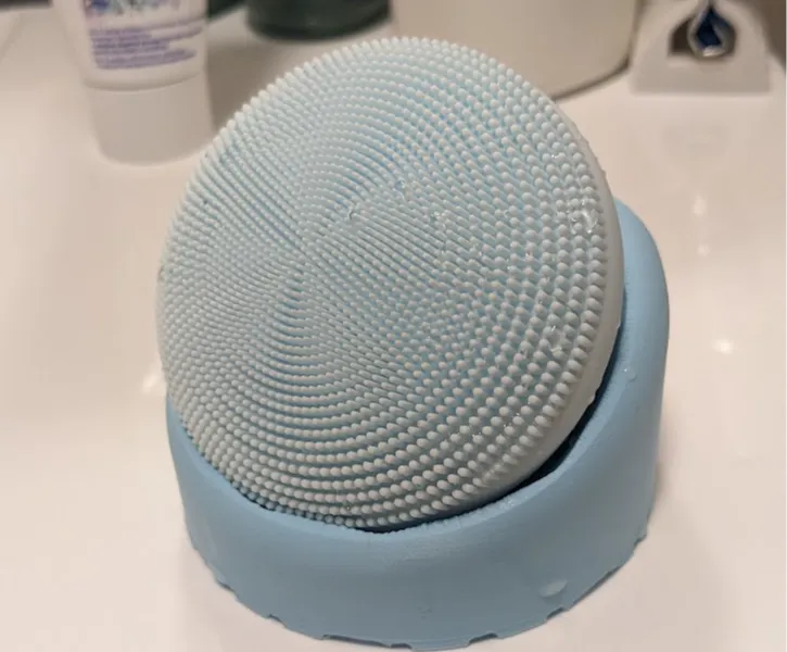 Xiaomi Mijia sonic face brush stand - Decor, in stock in India