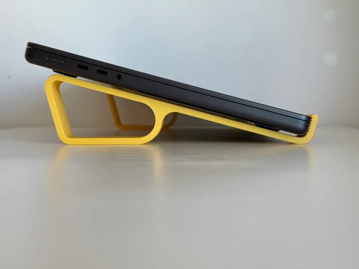 Simple Laptop Stand - 15 degrees - A1mini 1 plate, photo 4 of 4 - Simple Laptop Stand - 15 degrees - A1mini 1 plate Mobile & Device Accessories