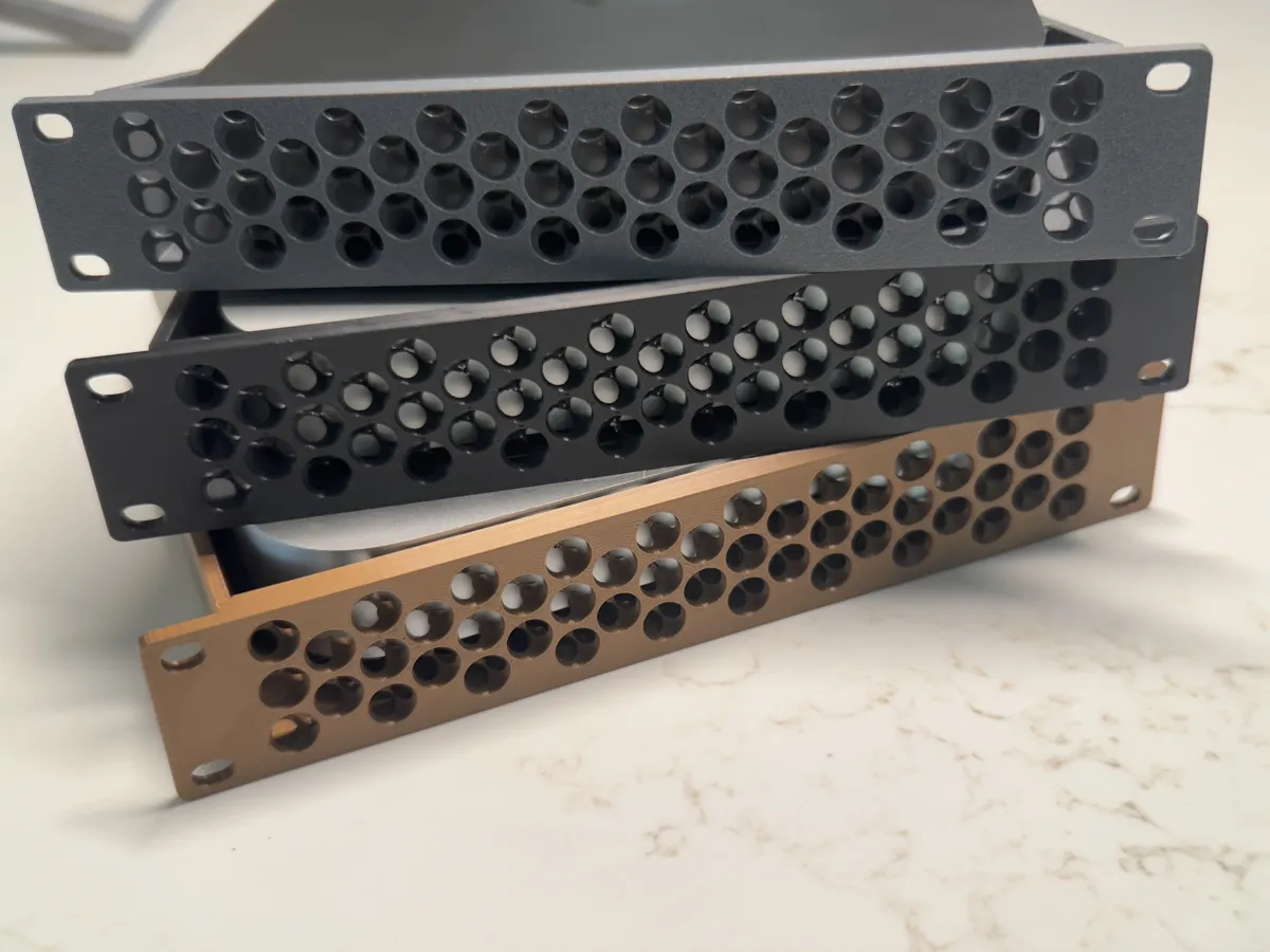 Mac Mini 10 inch rack shelf, photo 3 of 4 - Mac Mini 10 inch rack shelf Storage & Organisation