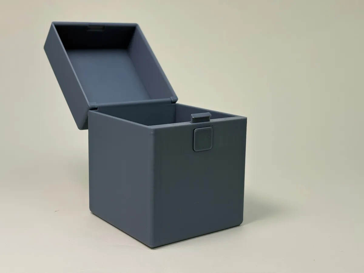 Button Deck Box | 100 Cards, photo 3 of 3 - Button Deck Box | 100 Cards Board Games & Tabletop