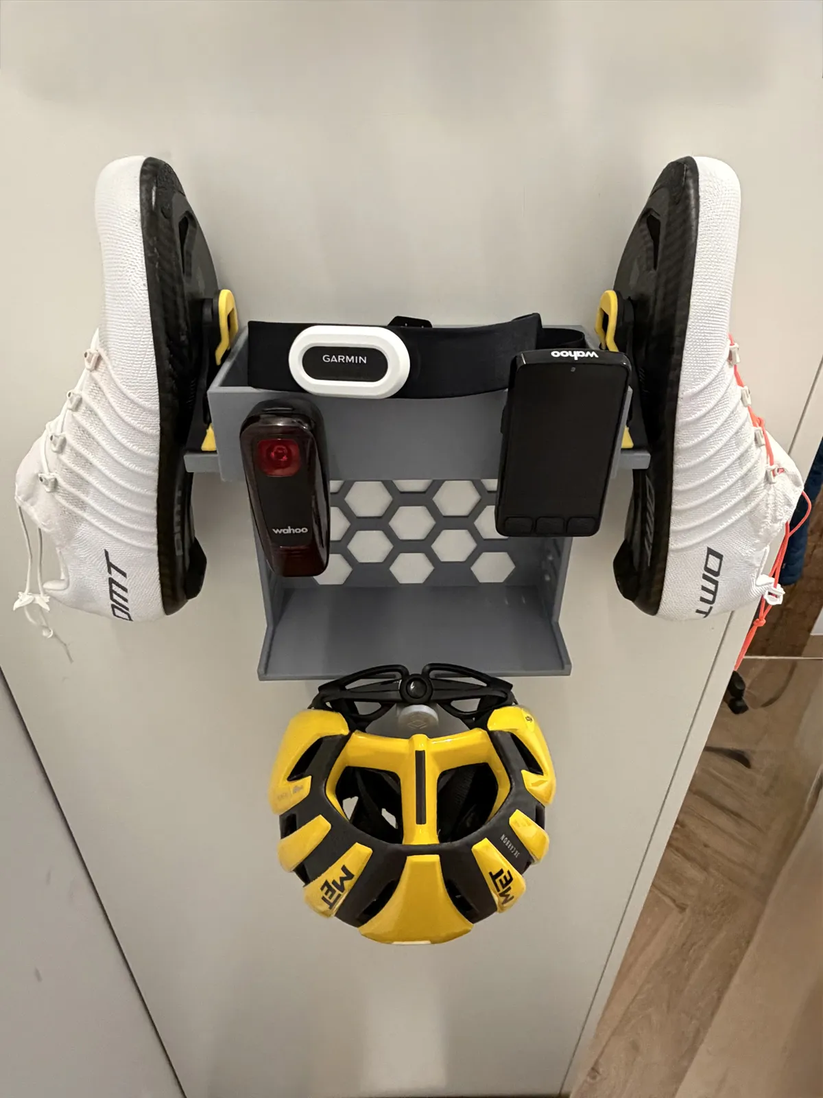 Cycling Accesories Wall Station, photo 4 of 4 - Cycling Accesories Wall Station Cycling