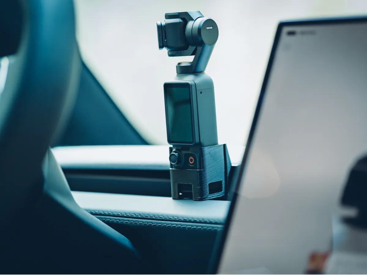 Osmo Pocket 4/4P Tesla Model Y Juniper Vent Mount - Vehicles, in stock in India