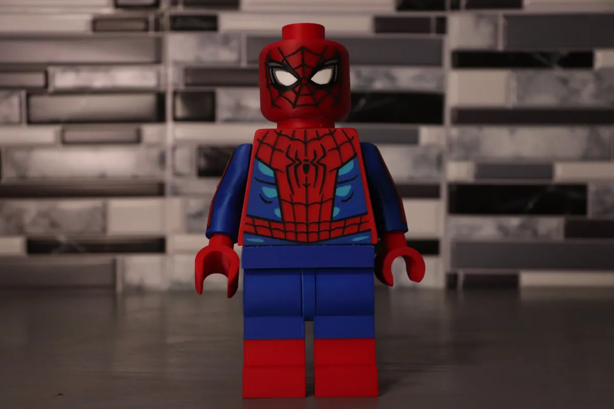 Fortnite Big Brick *Spider-Man Brand New Day* 500%, photo 3 of 4 - Fortnite Big Brick *Spider-Man Brand New Day* 500% Figurines & Collectibles