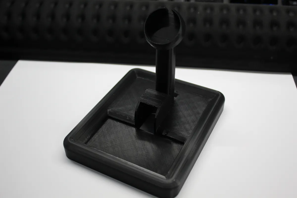 Applewatch and Headphones stand, photo 3 of 4 - Applewatch and Headphones stand Mobile & Device Accessories